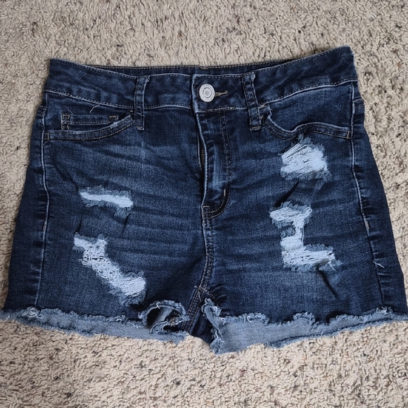 SO Pants - SO Women's Distressed Jean Shorts - Dark Blue Size 7/28W